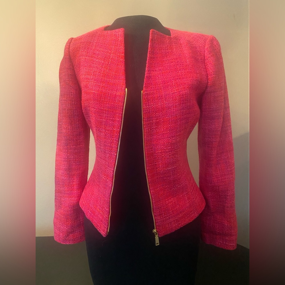 Elie Tahari pink tweed jacket